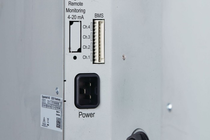 CO2 incubator cable interfaces located at one corner to provide convenient access.