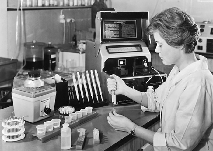 sh_lab_scene_1963_microliter_system