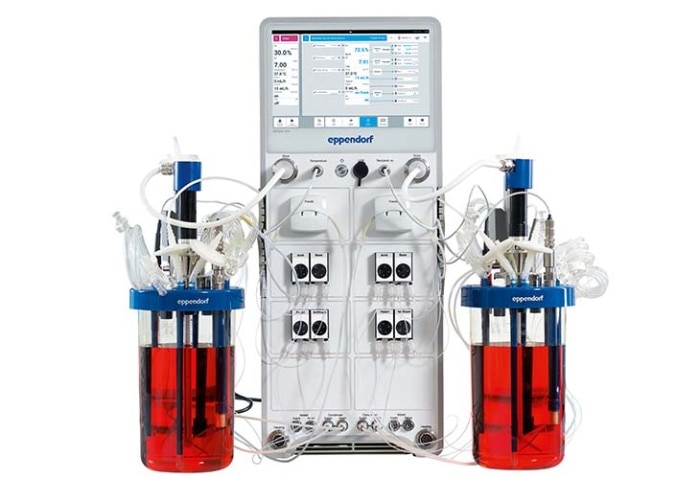 Benchtop bioreactor system for scaling up exosome production