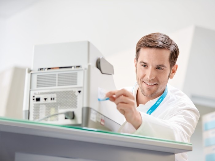 Eppendorf service center specialist executing repair for PCR process