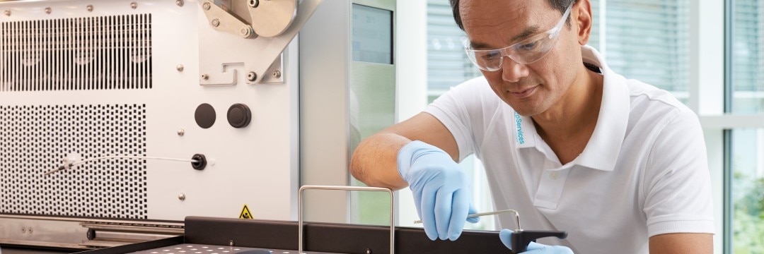 Eppendorf expert executing repair of biological shaker