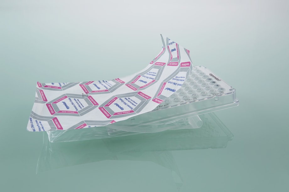 Grado de ADN forense, embaladas individualmente Las placas PCR con grado de ADN forense están embaladas individualmente