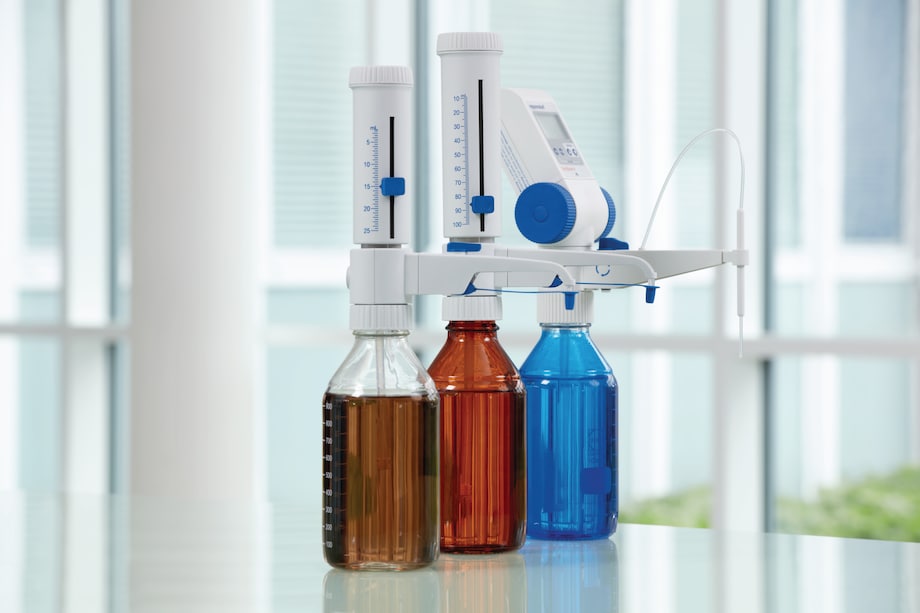 Varispenser® 2x bottle-top dispensers with the Eppendorf Top Buret Varispenser® 2x bottle-top dispensers with the Eppendorf Top Buret