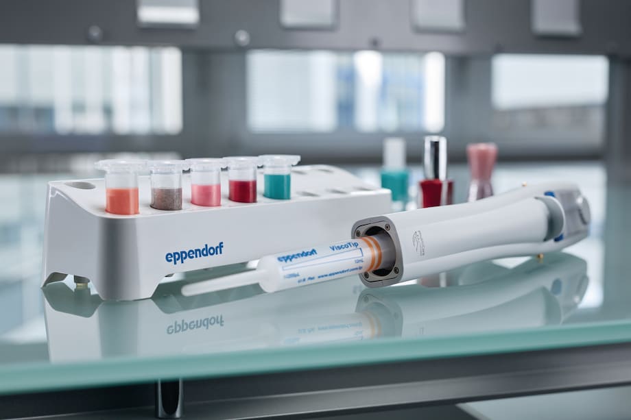 ViscoTip® and Repeater® E3 from Eppendorf with nail polish ViscoTip® and Repeater® E3 from Eppendorf with nail polish