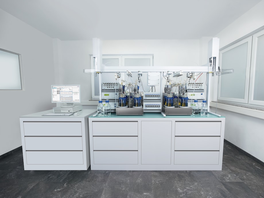 Bioprocess Autosampler dual head system, 2x DASGIP Parallel System, front view 1